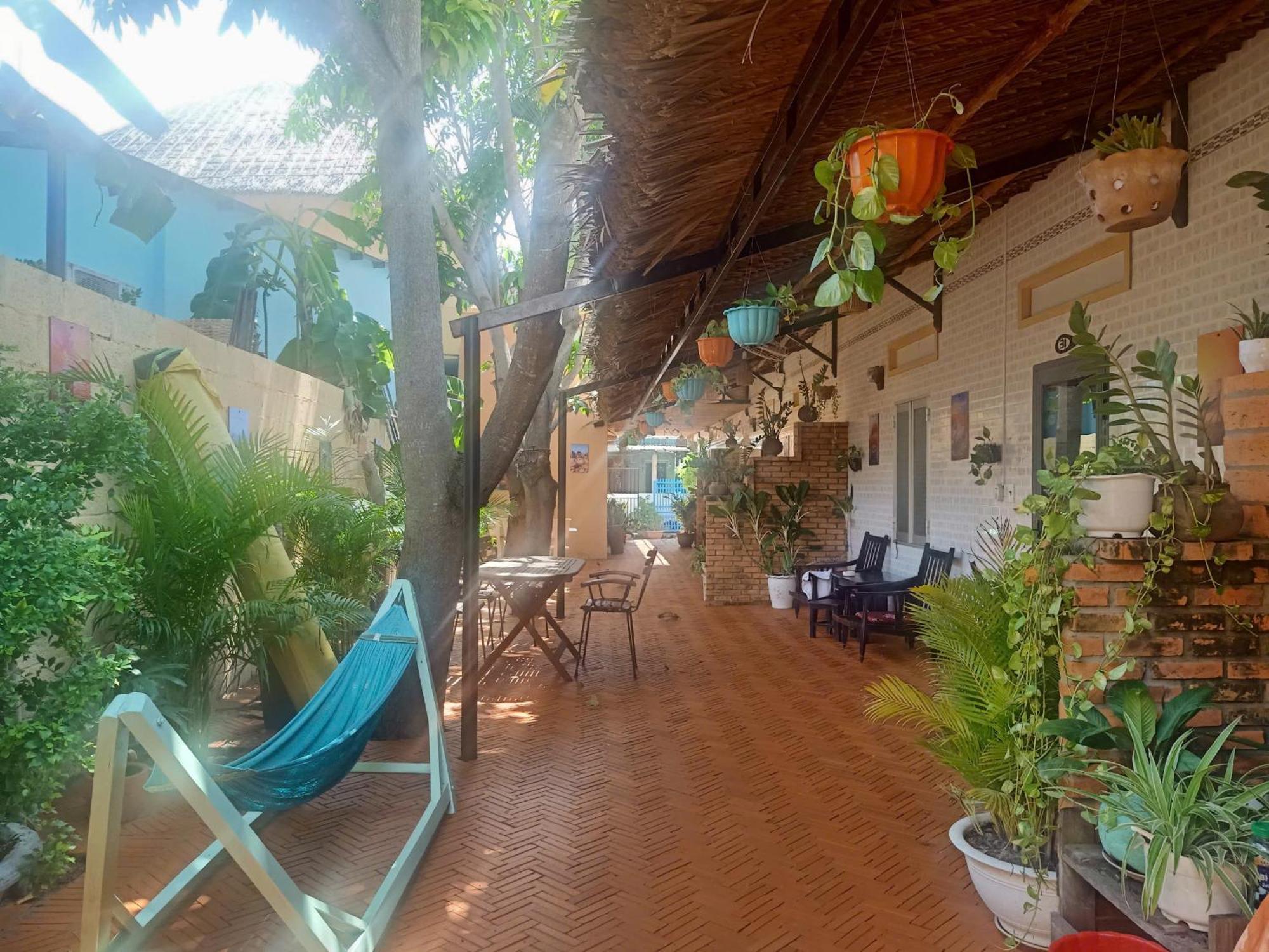 Mi Nhon Em Hotel Muine Mui Ne Exterior photo